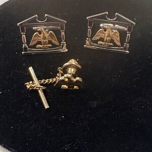 Gold and Silver Hickok Eagle Cufflinks Set